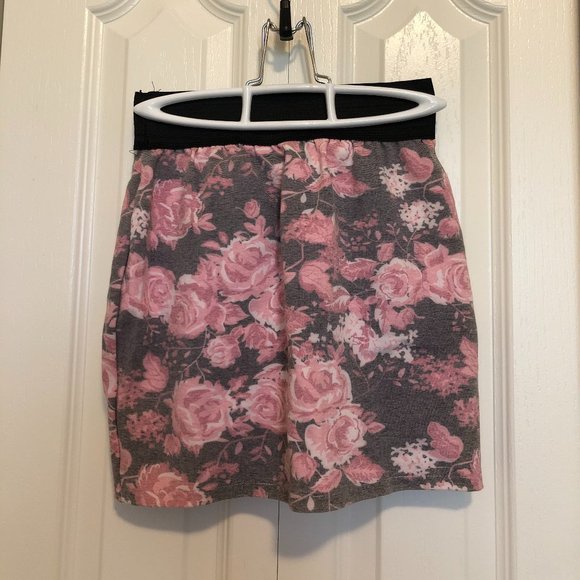 Floral Skirt - Picture 3 of 3